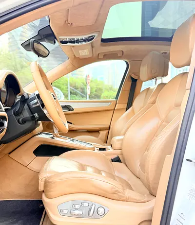 2014 Porsche MACAN 照片 8