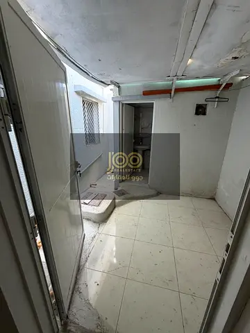 بيت عربي للعائلات فقط مطبخ جديد حمام داخلي حمام خارجي حوشان صغيران باركن خارجي