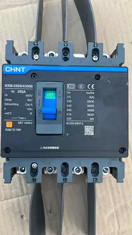 CHiNT NXM-250S/4300B 250A 3-Pole Industrial Circuit Breaker
