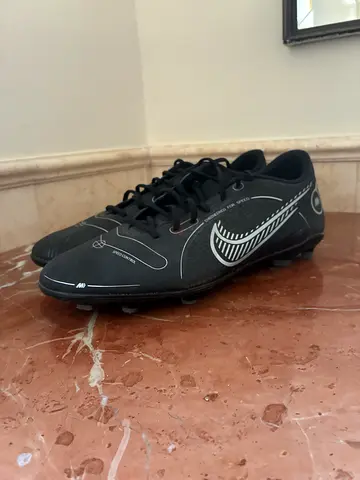 Nike Mercurial Football Boots Black. Size 10 US, 9 UK, 44 EUR