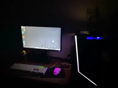 Gaming pc suitable for gaming and working
