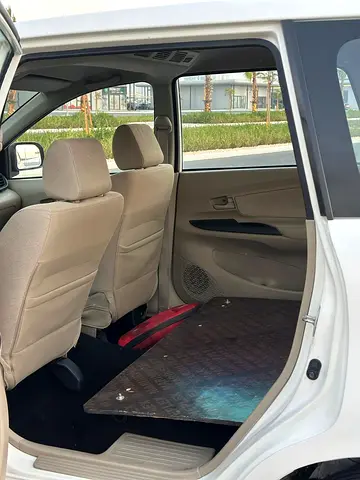 2015 Toyota AVANZA 照片 8