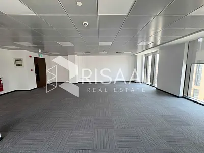 Only Gold Business | Spacious Private Office | Including DEWA | Ready To Move