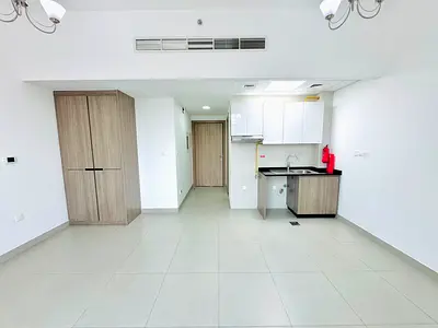 ELEGANT | STUDIO | BALCONY | GYM | POOL | PARKING | ONLY FAMILY