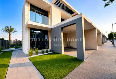 Negotiable | Single Row | Closed Kitched