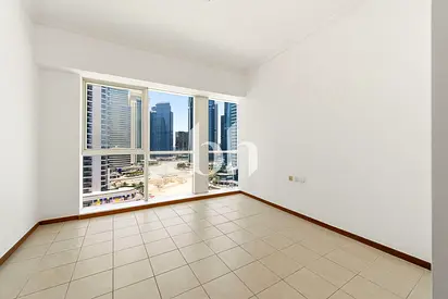 High Floor | Vacant on Transfer | Lake Views