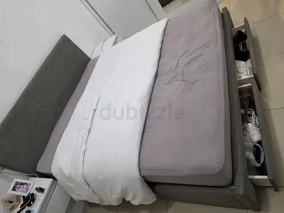 King size bed from home box with drawers storage