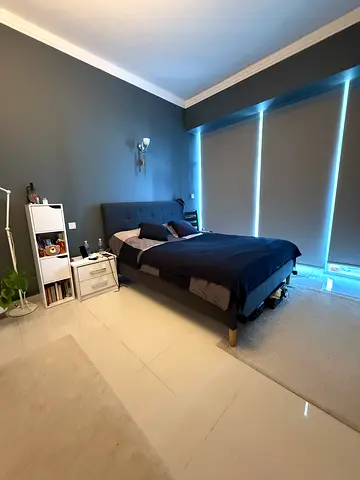 bed frame without mattress