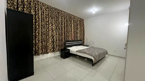 FURNISHED MASTER BED ROOM AVAILABLE FOR SIGLE OR COUPLE FOR INDIAN, PAKISTANI OR SRI LANKAN