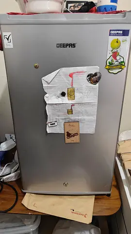 Geepas Compact Mini Fridge