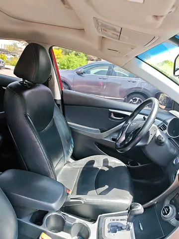 صورة 4 لـ 2014 Hyundai ELANTRA