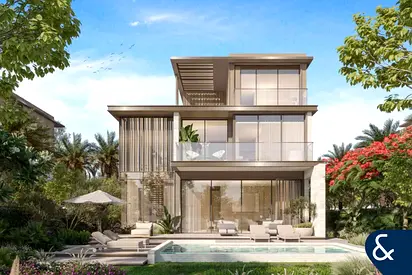 Private | Wrap-Around Garden | Near Amenities