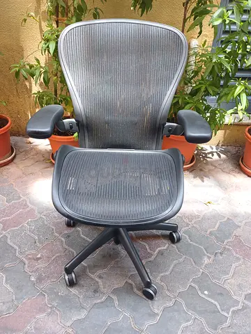 Selling For Herman Miller Aeron Office Chair with Adjustable Lumbar Support