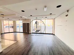 3 MONTH FREE / CORNER UNIT / WITH MAZZAINE FLOOR / SHOPE / INDUSTRIAL AREA SIDE