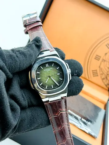 Patek philippe mens quartz watch with leather strap