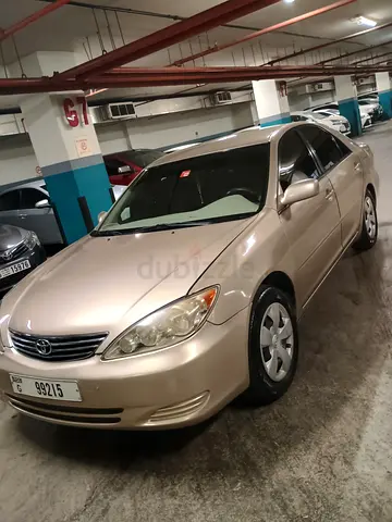 Toyota Camry XLE 2005 American Specs