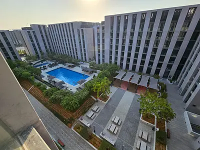 TIRAZ 1 - SPACIOUS 1BHK WITH BALCONY, 2 BATHROOMS, SWIMMING POOL VIEW FOR RENT AED 55K IN 4 CHEQUES