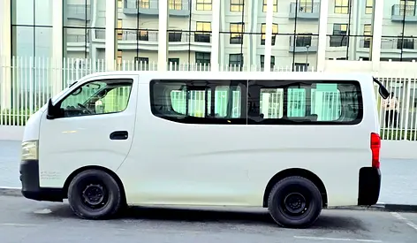 2014 Nissan URVAN — фото 2