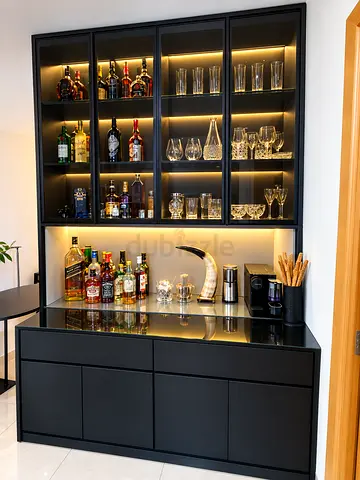 Bar with indirect LED-lit with back mounted shelves Excellent Condition