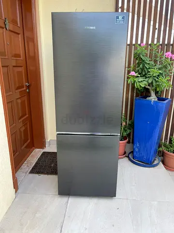 Samsung Bottom Freezer Refrigerator - Good Condition, 2-Door