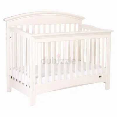 White wooden baby crib (disassembled) - good condition