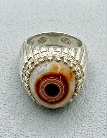 Sulaimani Aqeeq (Cheshm-dar) Silver Ring