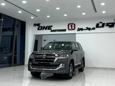 Pristine 2020 Toyota Land Cruiser GXR Grand Touring - GCC Specs