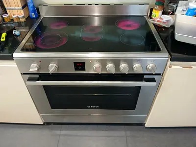 Bosch five Burner cooker electric ceramic 90cm
