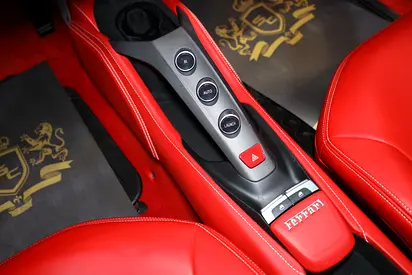 2017 Ferrari 488 GTB 照片 9