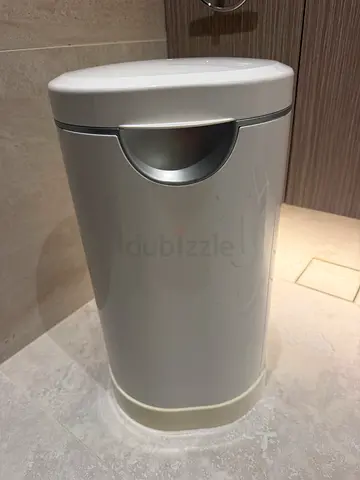 Munchkin Diaper pail