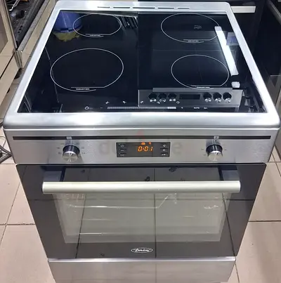 Terim  new latest model induction stove top 4 hobs 60by60cm size excellent working good neat and cle