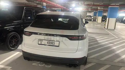 2019 Porsche Cayenne Standard GCC Specs