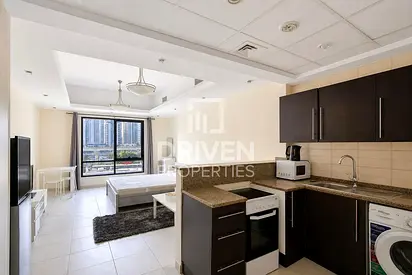Vacant Apt | Prime Location | Modern and Elegant