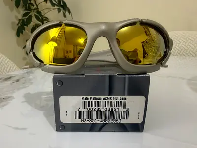 Oakley Plate