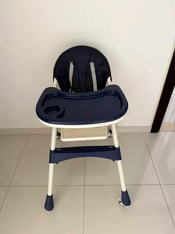 Baby High Chair / Feeding Chair – Great Condition