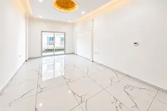 BOULEVARD VIEW | BRIGHT STUDIO | VACANT