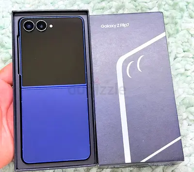 SAMSUNG GALAXY Z FLIP 7 512GB STORAGE NAVY BLUE COLOR