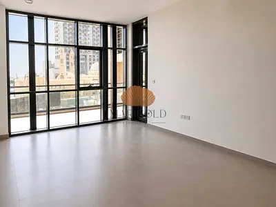 SPACIOUS 1-BEDROOM | HUGE BALCONY | NATURAL SUNLIGHT