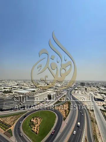 شقة 3 غرف وصالة مع بلكونة وأستور كبير في طابق مرتفع بإطلالة مميزة، باركنج مجاني وصيانة مجانية، تشطيب كامل وخيارات دفع مرنة على 4 أو 6 دفعات في المجاز