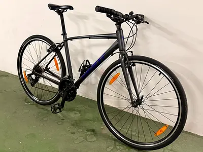 Giant Escape Hybrid Bike – Small Size Very smooth and comfortable ride, lightweight hybrid bike