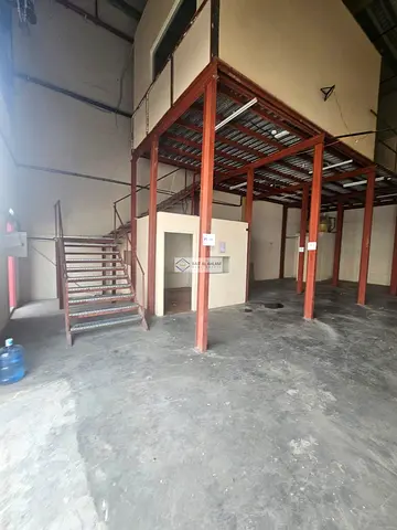 3 phase/ 2500 Sqft Warehouse for Rent industrial Area 18,sharjah