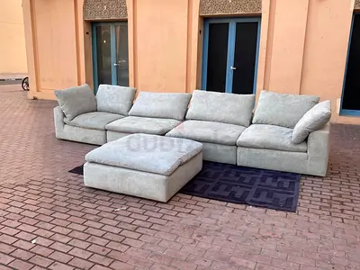 Selling in excellent Condition Pan Home pianca feather 🪶 filled Sofa without footstool
