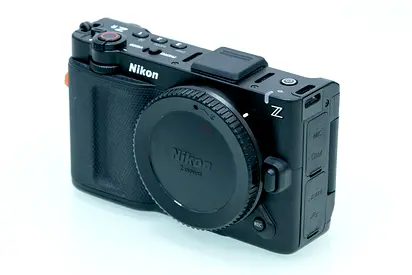 Nikon ZR