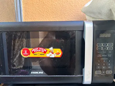 Nikai Countertop Microwave Oven - Used 20 L