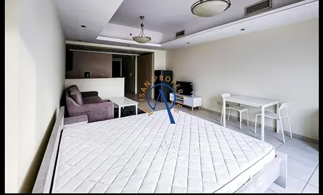 FULLY FURNISHED | NEAR METRO | READY TO MOVE