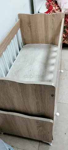 baby cot