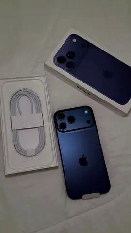 🔥 iPhone 17 Pro Max – Blue | 256GB 🔥 ✨ Premium Blue color 💾 256GB Storage 📱 Brand New / Excelle