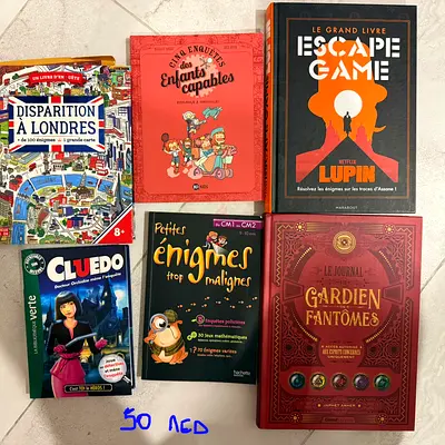 Set of 7 French Puzzle & Mystery Books (children & teens) — Cluedo, Escape Game, Enigmes