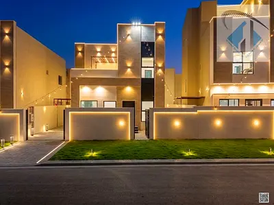 4 rooms, built-in wardrobes, rooftop terrace – AED 90,000 per year.