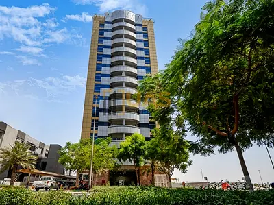 12 cheques - Huge Size - 1 Bedroom Apartment